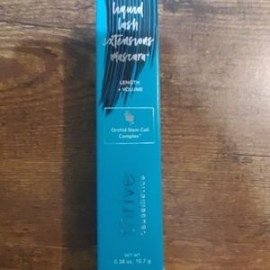 Liquid lash extensions mascara